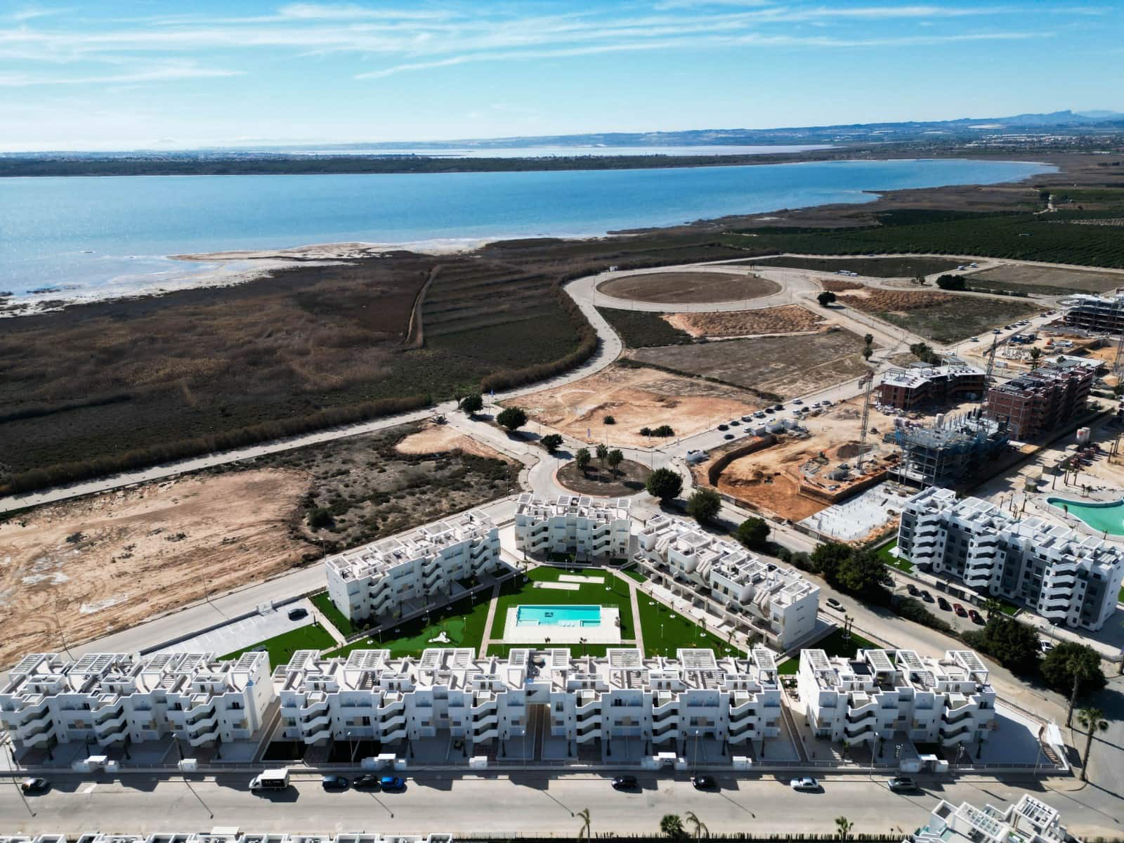 2 slaapkamer Appartement te koop in El Raso met zwembad garage - € 294.000 (Ref: 8277246)