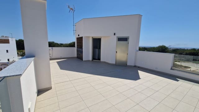 3 bedroom Villa for sale in Pinar de Campoverde, Pilar de la Horadada with pool garage - € 474,900 (Ref: 8384138)