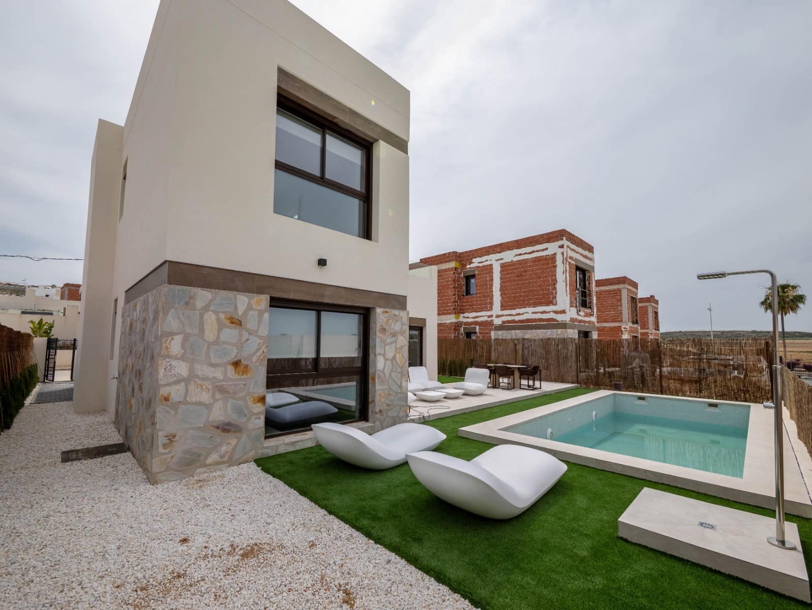 3 quarto Moradia para venda em Algorfa com piscina garagem - 489 000 € (Ref: 8384139)
