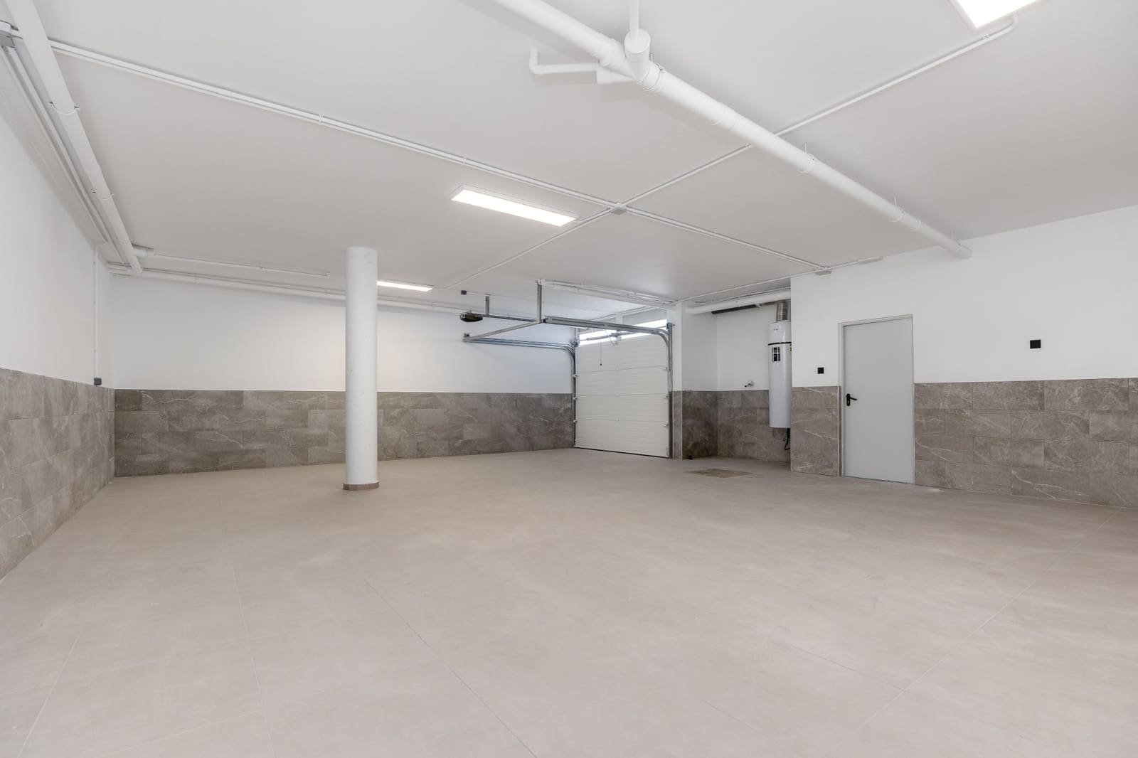 3 soverom Villa til salgs i Los Alcazares med svømmebasseng garasje - € 695 000 (Ref: 8393275)