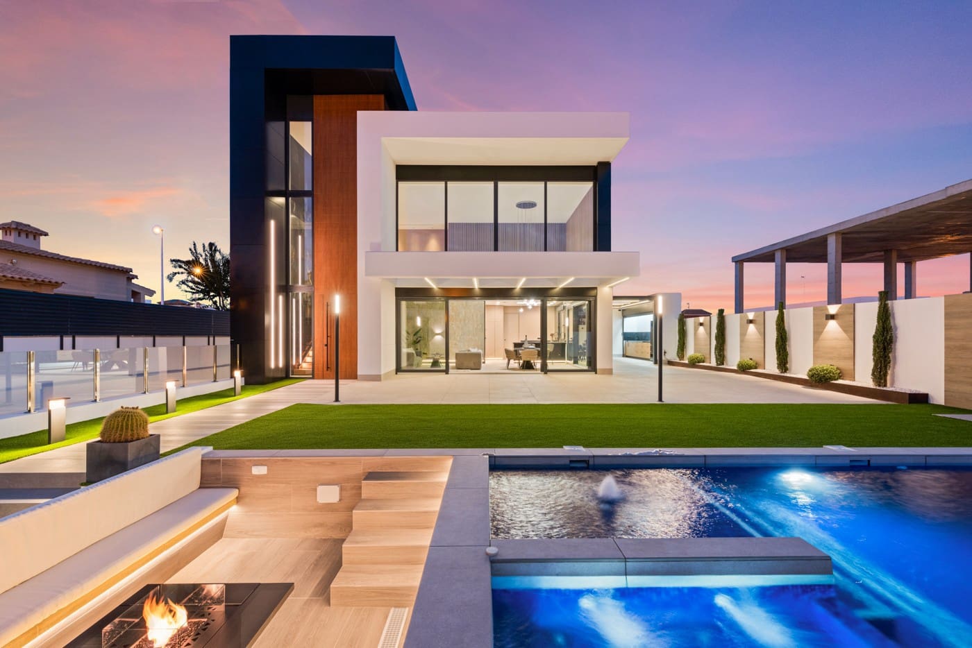 3 soverom Villa til salgs i La Zenia med svømmebasseng garasje - € 1 555 000 (Ref: 8410334)