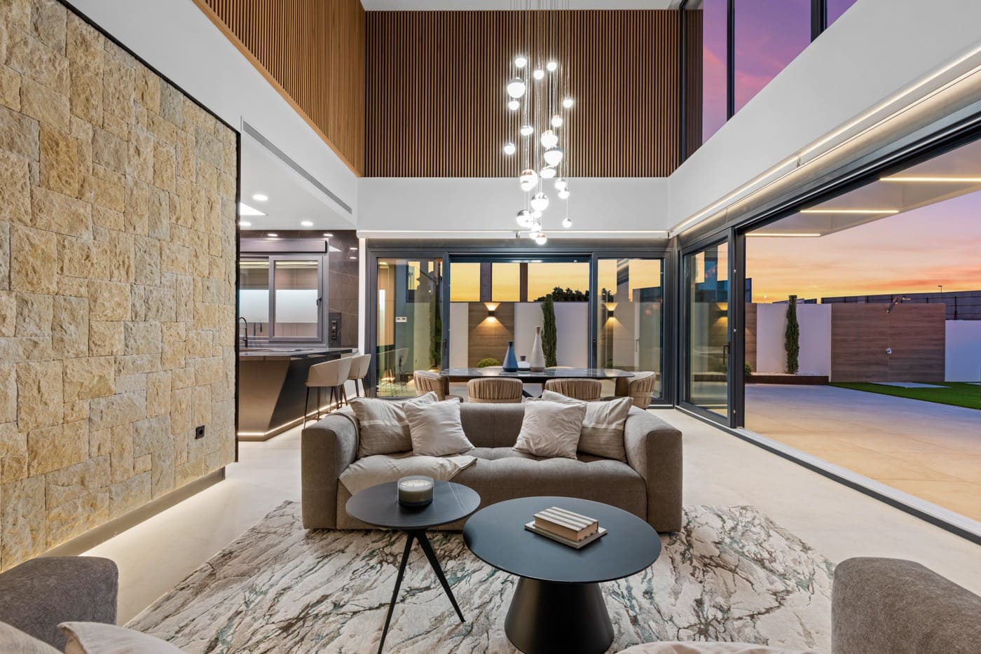 3 soverom Villa til salgs i La Zenia med svømmebasseng garasje - € 1 555 000 (Ref: 8410334)