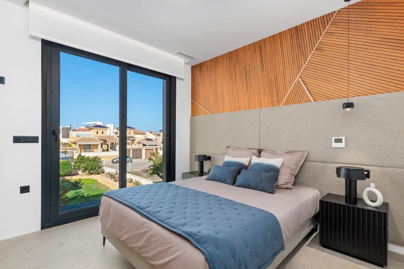 3 soverom Villa til salgs i La Zenia med svømmebasseng garasje - € 1 555 000 (Ref: 8410334)