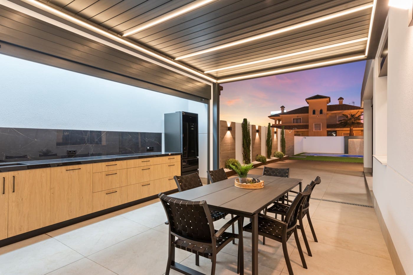 3 soverom Villa til salgs i La Zenia med svømmebasseng garasje - € 1 555 000 (Ref: 8410334)