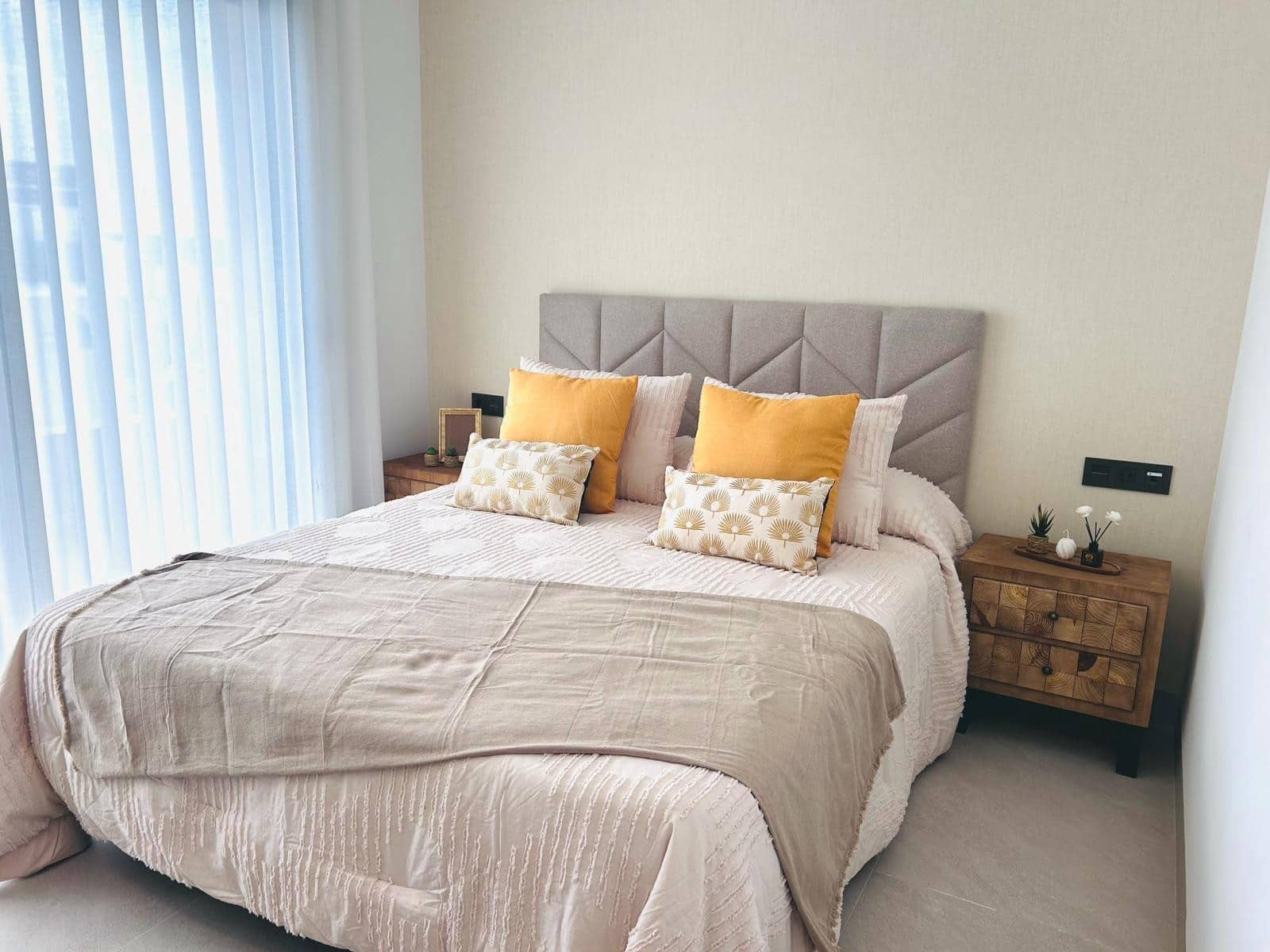 3 slaapkamer Villa te koop in Benijofar met zwembad garage - € 449.000 (Ref: 8635052)