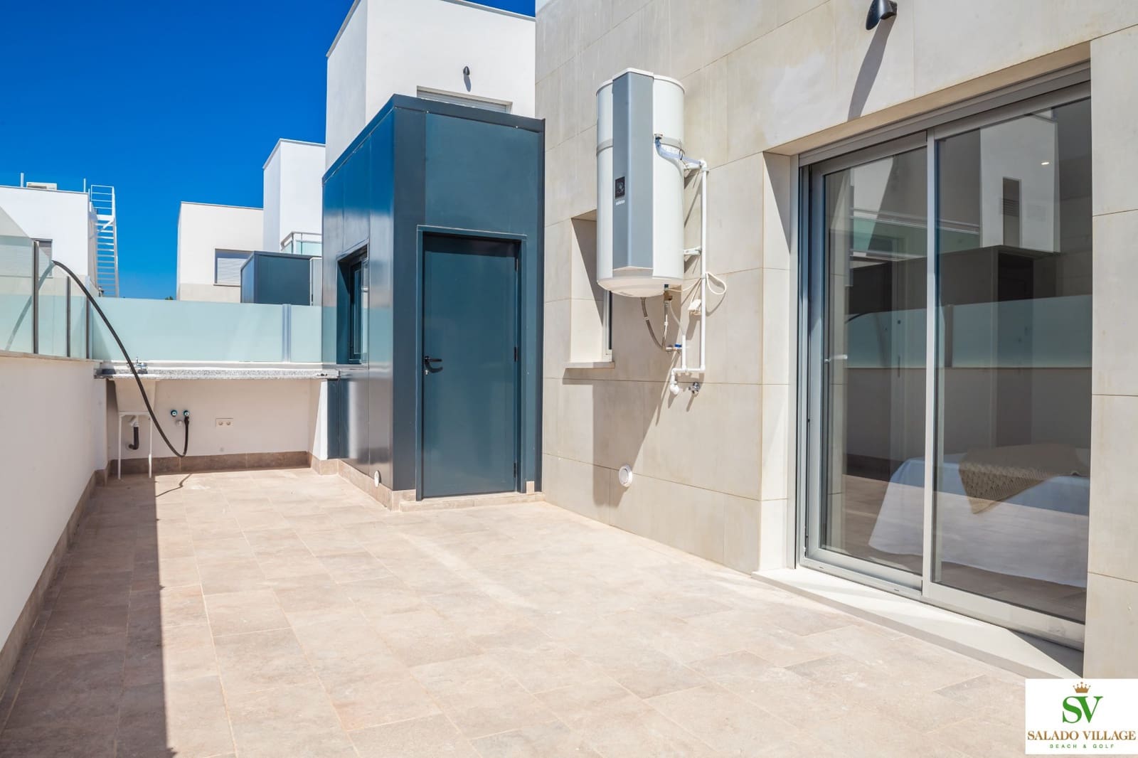 3 bedroom Villa for sale in Los Alcazares with pool garage - € 395,000 (Ref: 8698800)