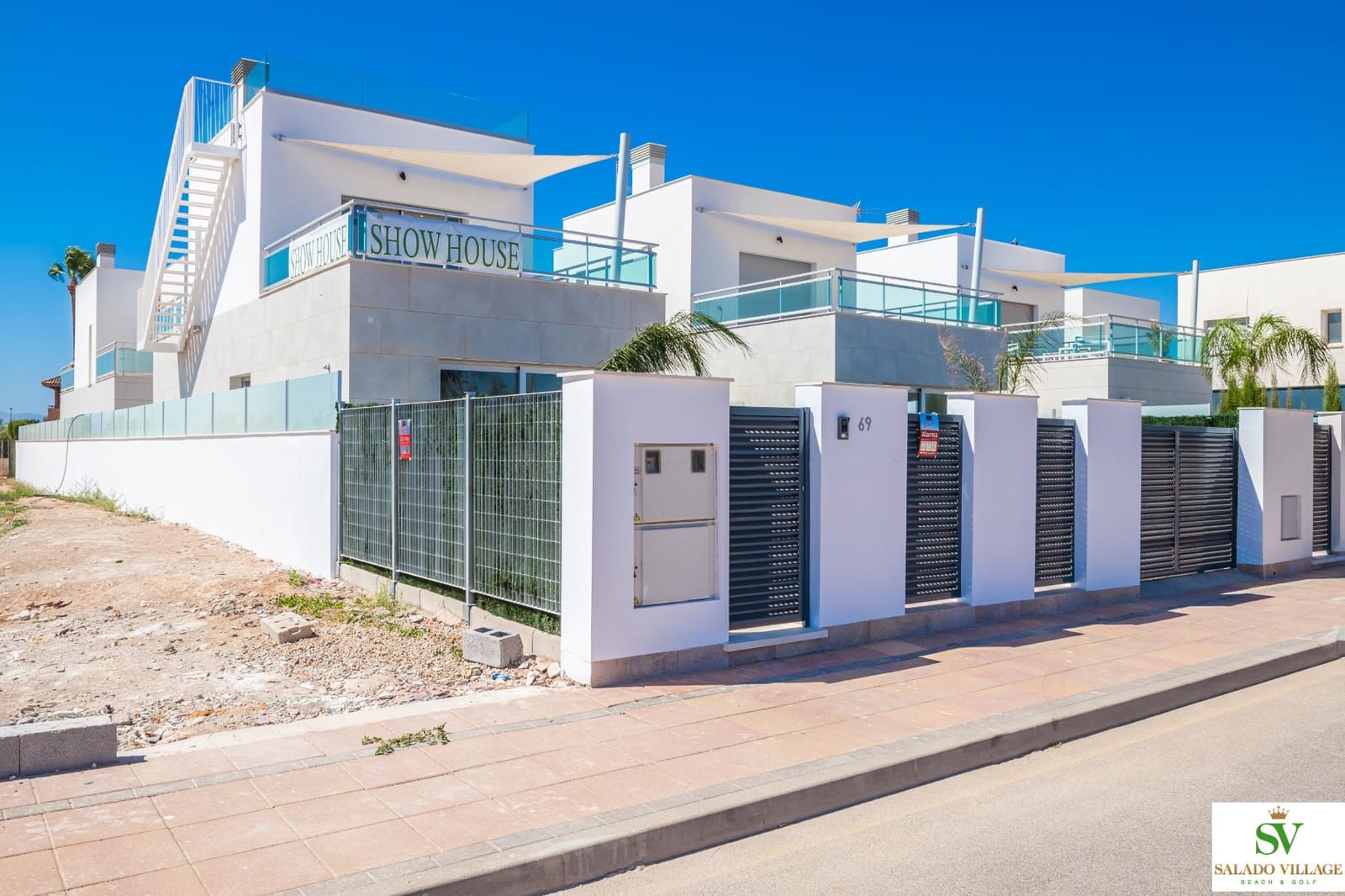 3 bedroom Villa for sale in Los Alcazares with pool garage - € 395,000 (Ref: 8698800)