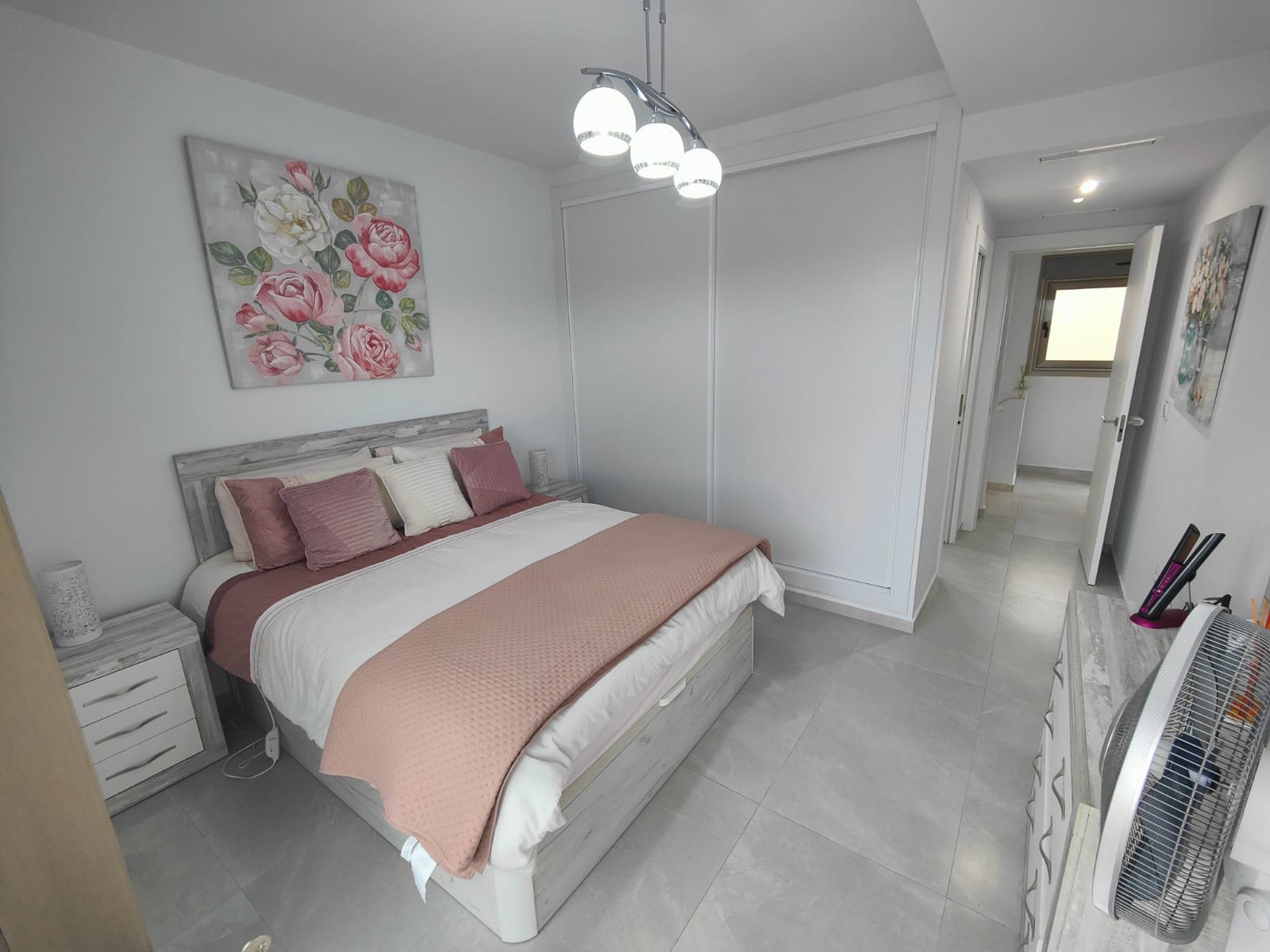 4 chambre Villa/Maison à vendre à Villamartin avec piscine - 625 000 € (Ref: 8771102)