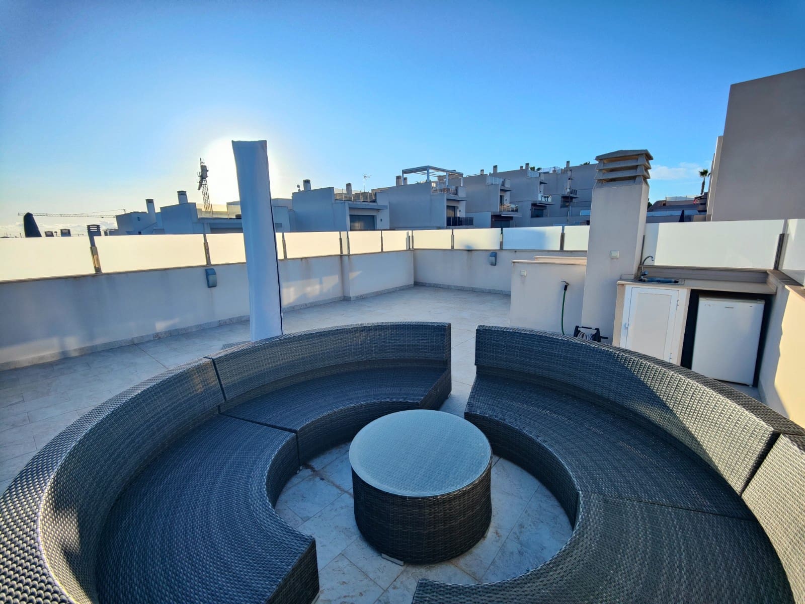 4 chambre Villa/Maison à vendre à Villamartin avec piscine - 625 000 € (Ref: 8771102)