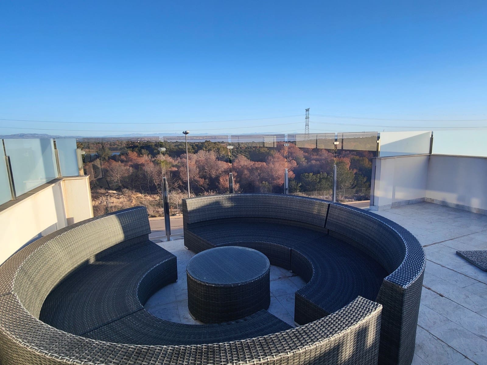 4 chambre Villa/Maison à vendre à Villamartin avec piscine - 625 000 € (Ref: 8771102)