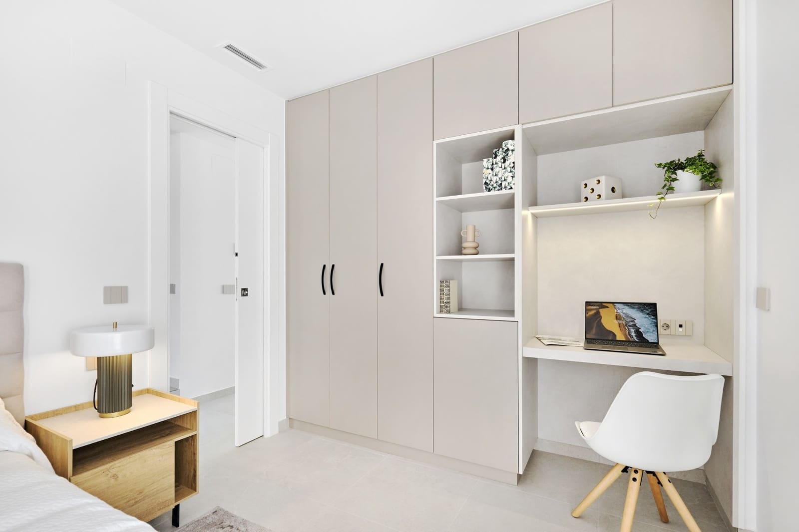 5 slaapkamer Villa te koop in Villamartin met zwembad garage - € 725.000 (Ref: 8814881)