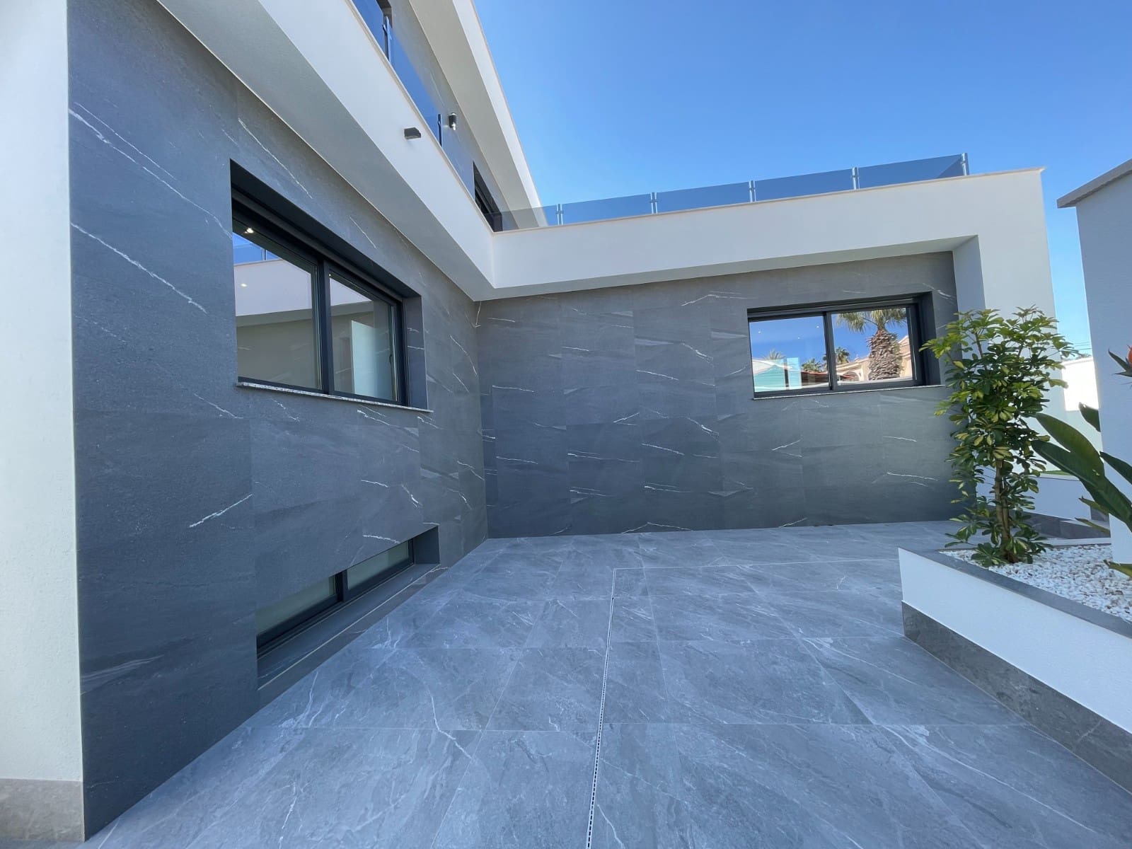 4 soveværelse Villa til salg i Dona Pepa med swimmingpool garage - € 799.900 (Ref: 8855497)