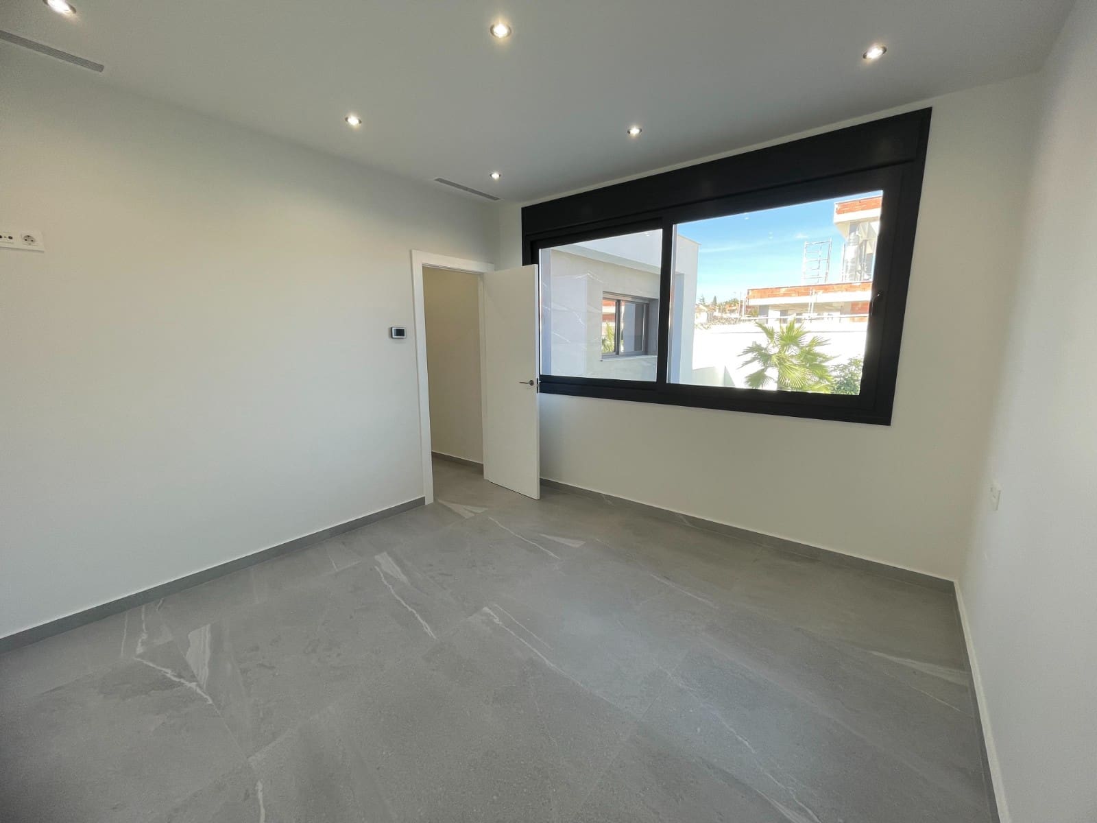 4 soveværelse Villa til salg i Dona Pepa med swimmingpool garage - € 799.900 (Ref: 8855497)