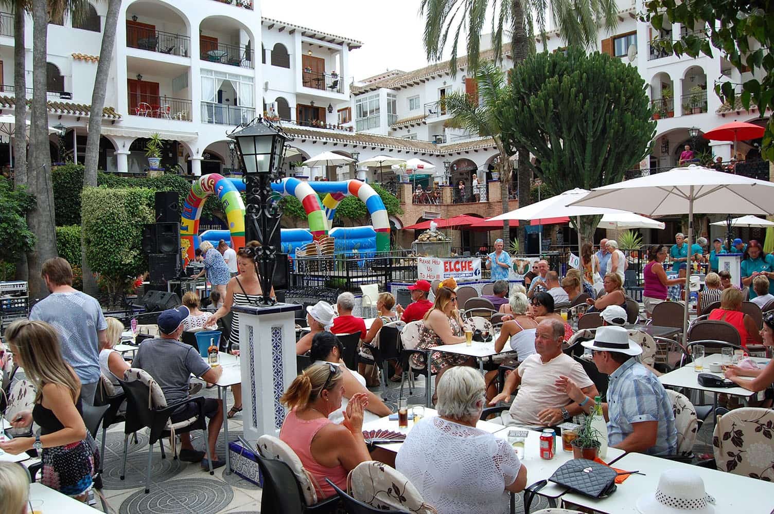 2 soveværelse Lejlighed til salg i San Miguel de Salinas med swimmingpool garage - € 239.000 (Ref: 8935999)