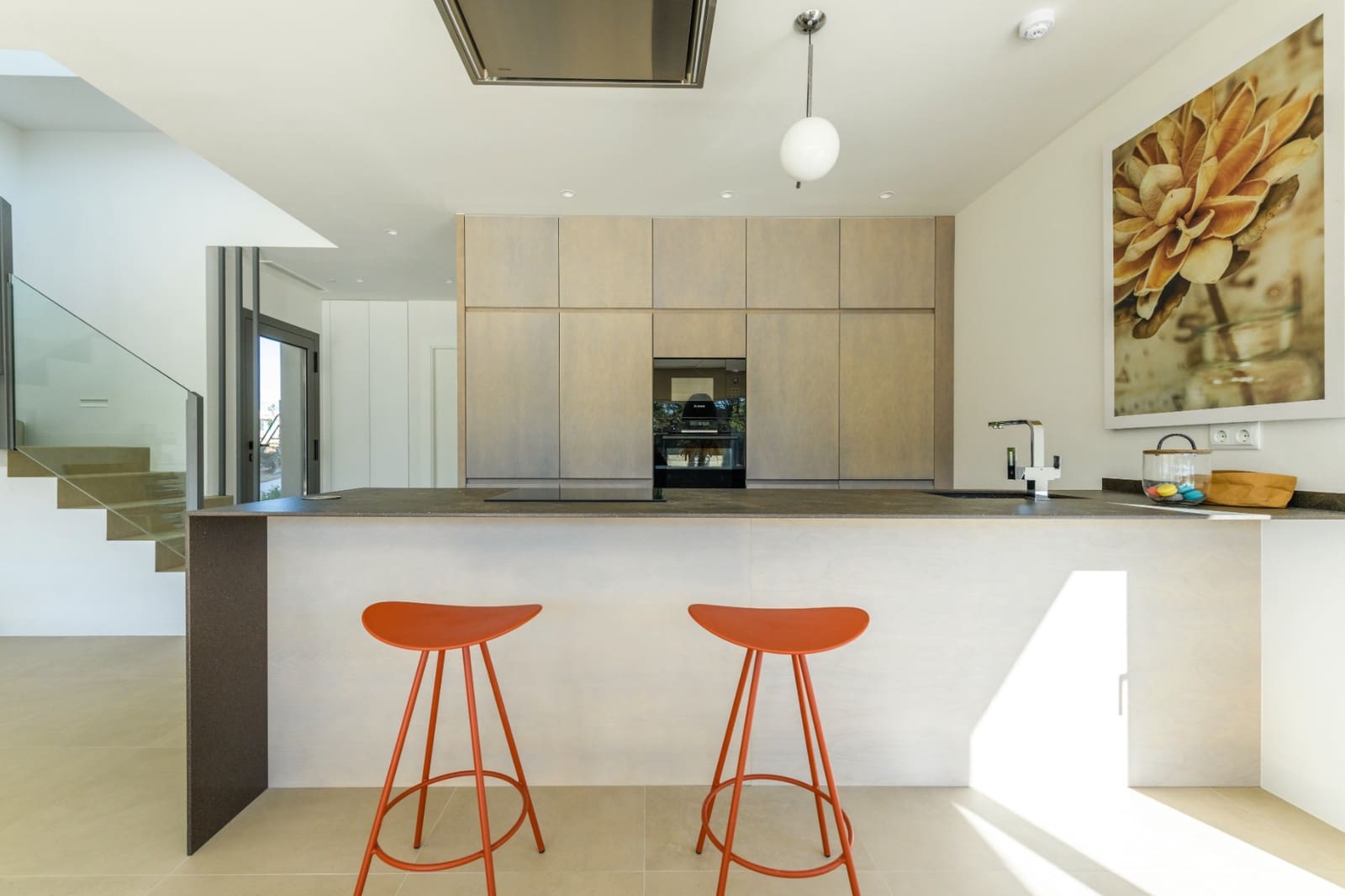 Chalet de 3 habitaciones en Campoamor en venta con piscina garaje - 755.000 € (Ref: 9004095)