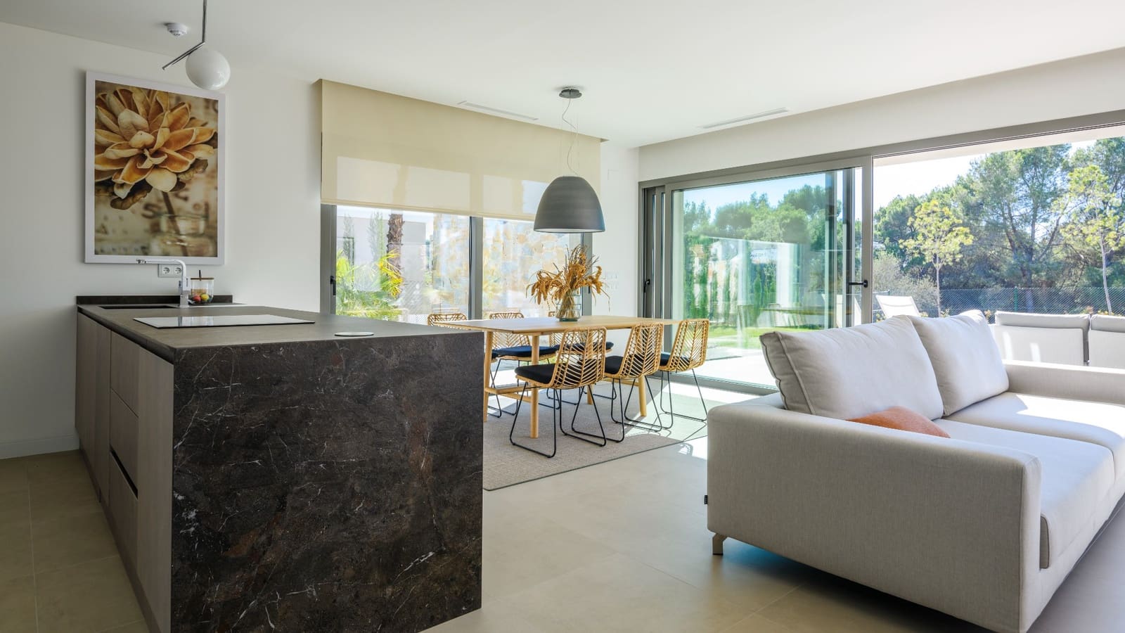 Chalet de 3 habitaciones en Campoamor en venta con piscina garaje - 755.000 € (Ref: 9004095)