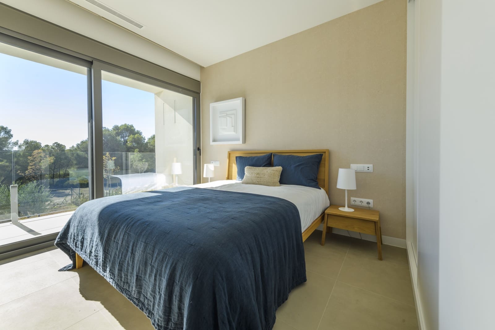 Chalet de 3 habitaciones en Campoamor en venta con piscina garaje - 755.000 € (Ref: 9004095)