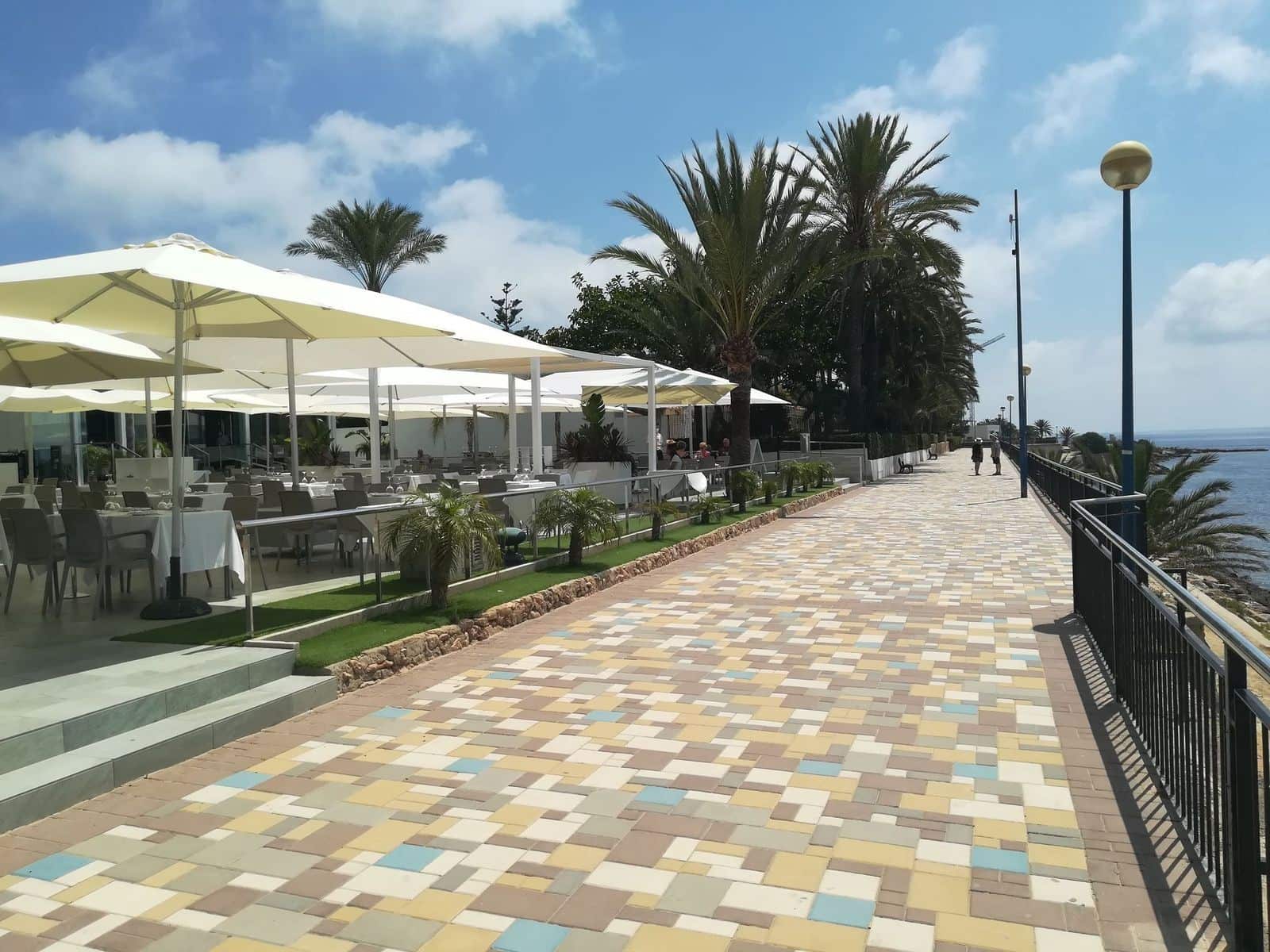 2 slaapkamer Appartement te koop in Punta Prima met zwembad garage - € 289.000 (Ref: 9107964)