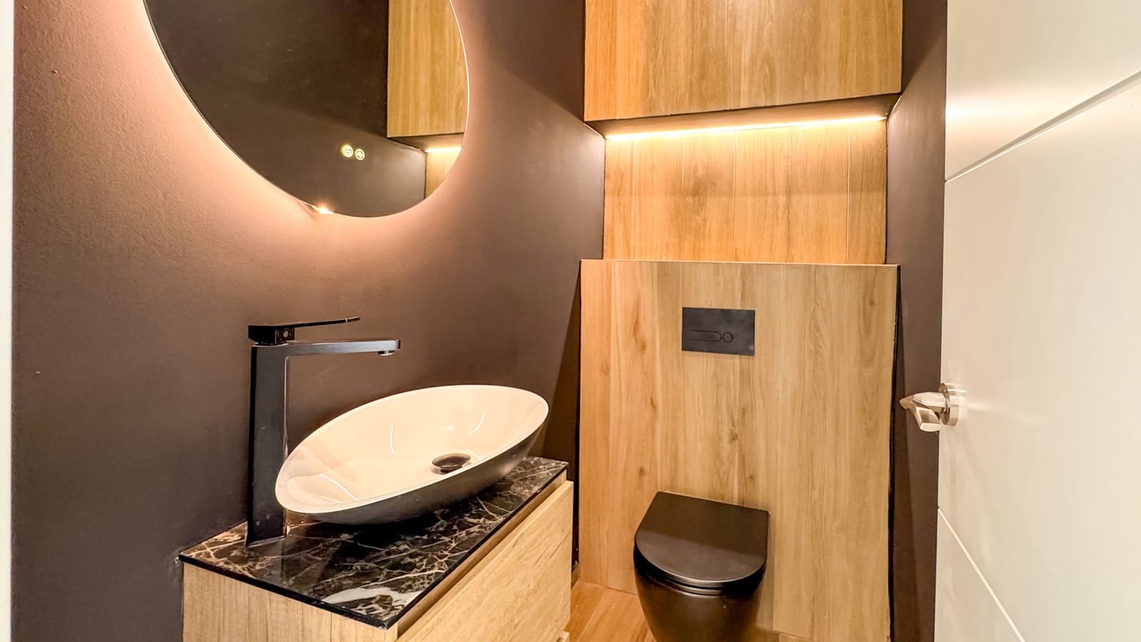 Chalet de 4 habitaciones en Los Balcones en venta con piscina garaje - 995.000 € (Ref: 9109433)