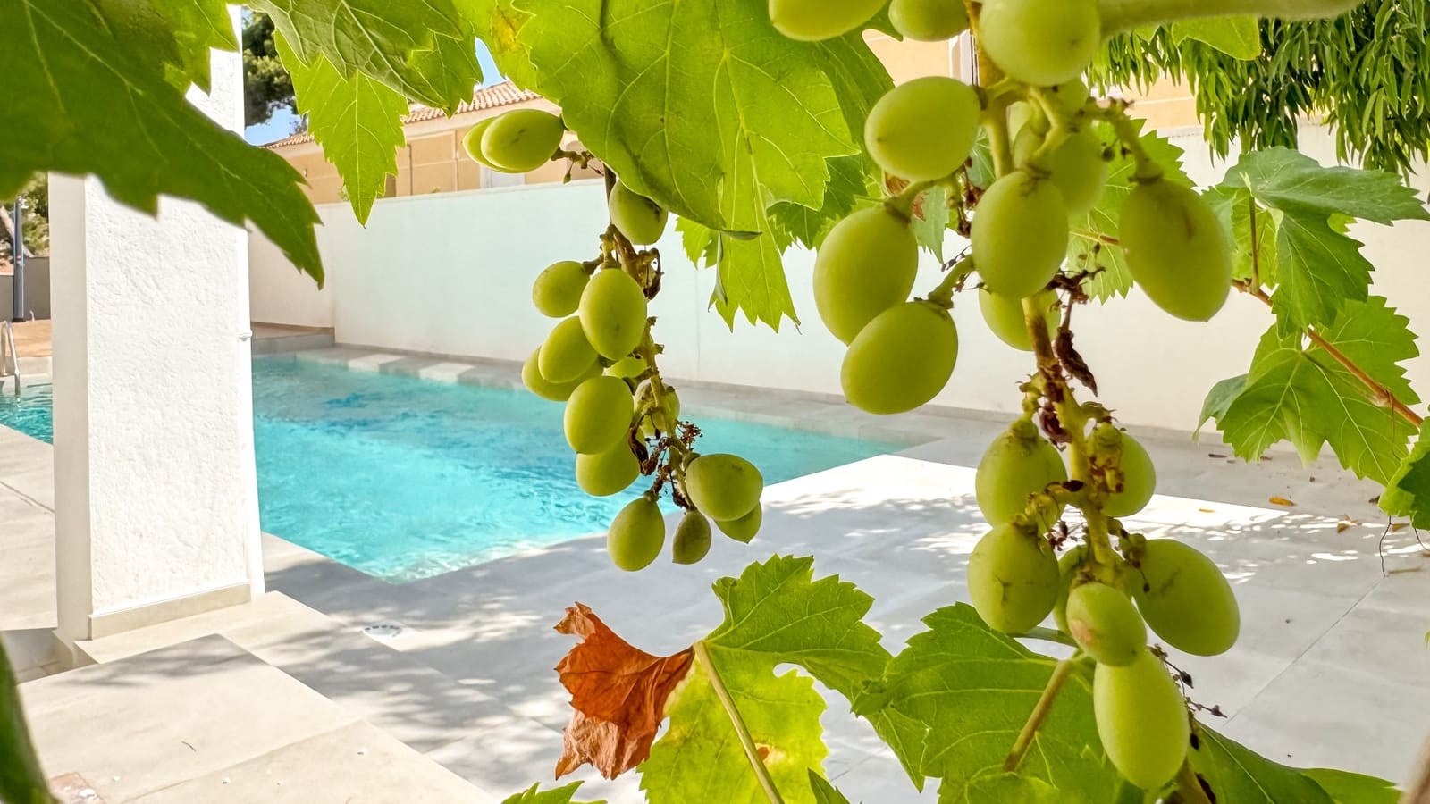 Chalet de 4 habitaciones en Los Balcones en venta con piscina garaje - 995.000 € (Ref: 9109433)