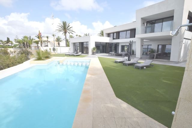 6 makuuhuone Huvila myytävänä paikassa Cabo Roig, Orihuela mukana uima-altaan 
autotalli - 4 750 000 € (Ref: 9133694)