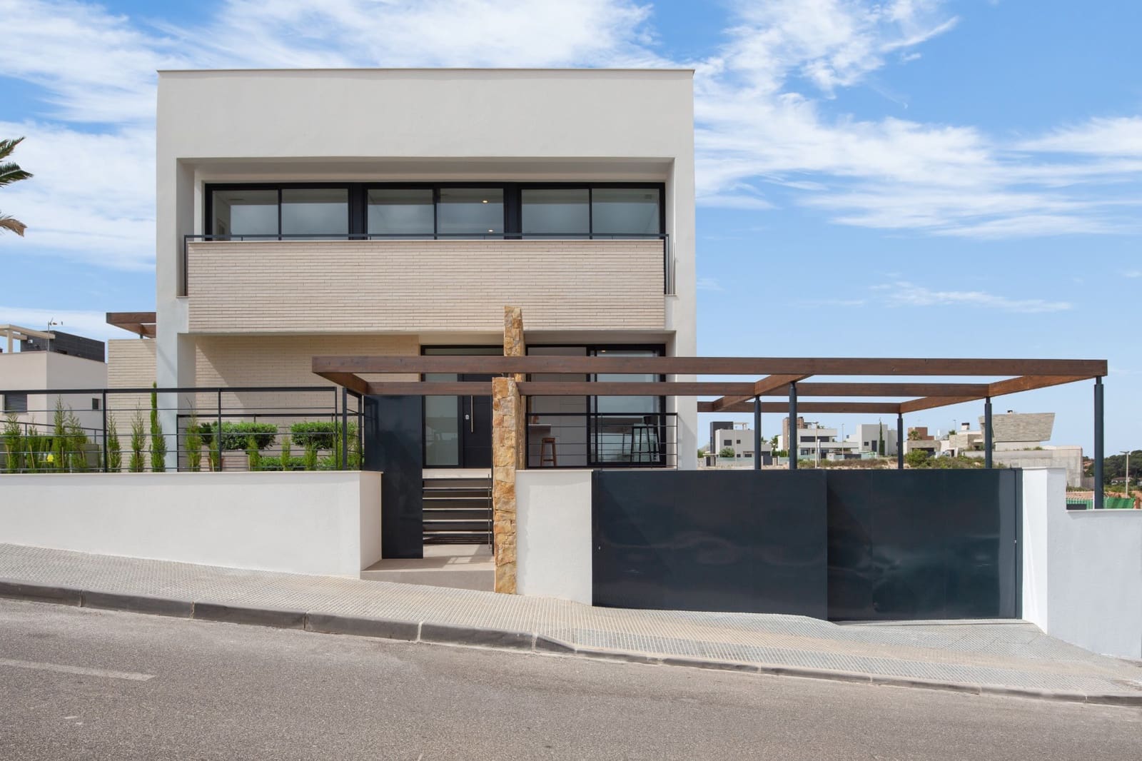 4 slaapkamer Villa te koop in Cabo Roig met zwembad garage - € 1.250.000 (Ref: 9158172)