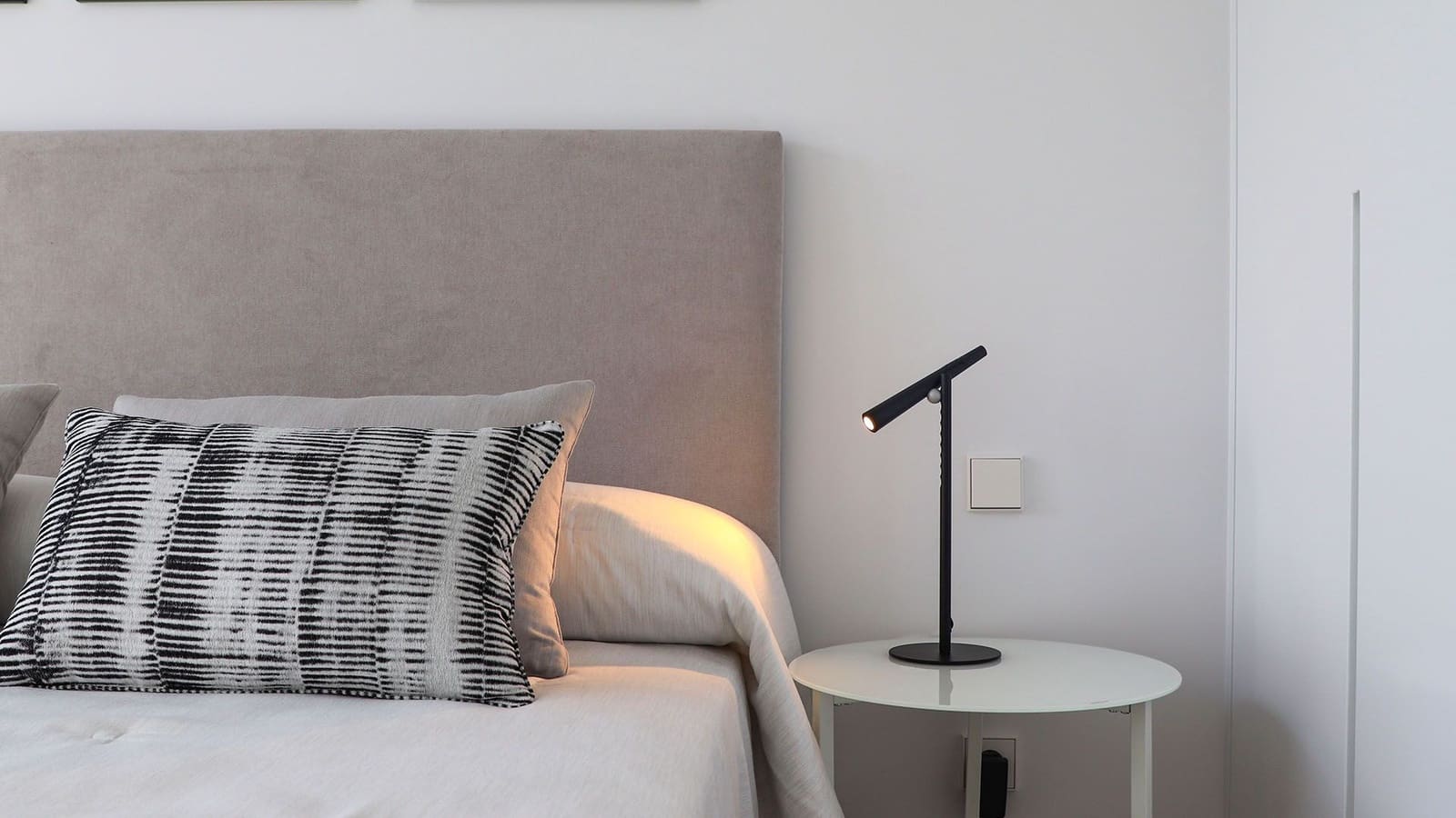 4 slaapkamer Villa te koop in Dona Pepa met zwembad garage - € 728.500 (Ref: 9164380)