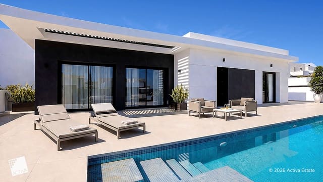 4 bedroom Villa for sale in Doña Pepa, Rojales with pool garage - € 798,750 (Ref: 9164380)