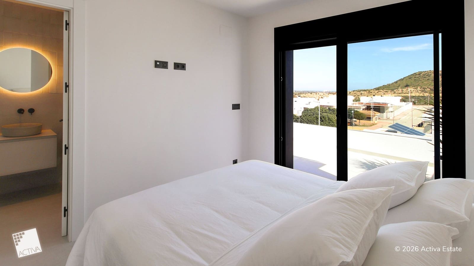 4 bedroom Villa for sale in Dona Pepa with pool garage - € 814,500 (Ref: 9164381)