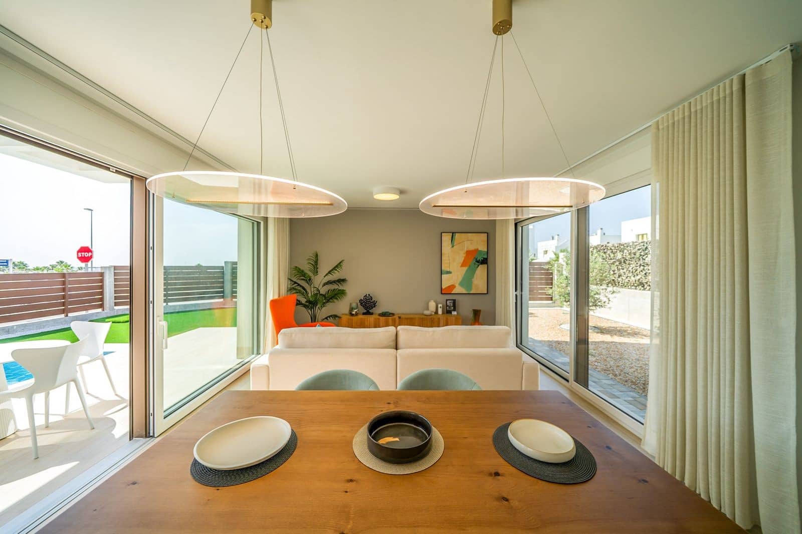 Chalet de 4 habitaciones en San Miguel de Salinas en venta con piscina garaje - 549.900 € (Ref: 9199839)