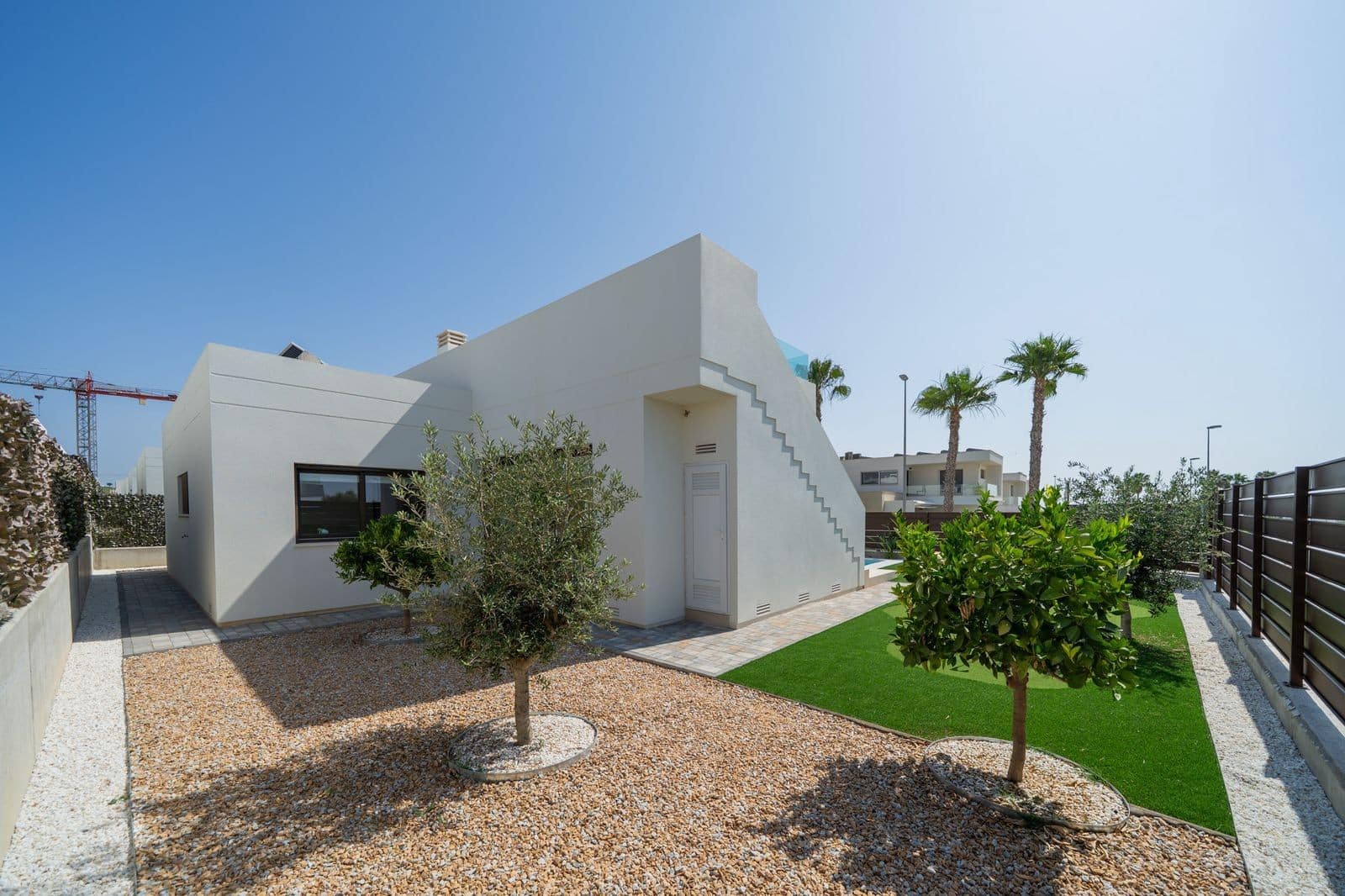 Chalet de 4 habitaciones en San Miguel de Salinas en venta con piscina garaje - 549.900 € (Ref: 9199839)