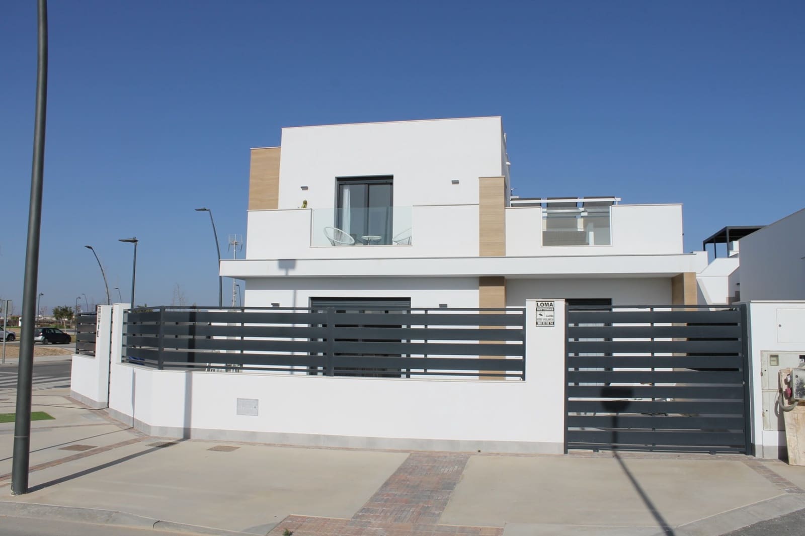 3 bedroom Villa for sale in Roldan with pool garage - € 392,500 (Ref: 9205673)