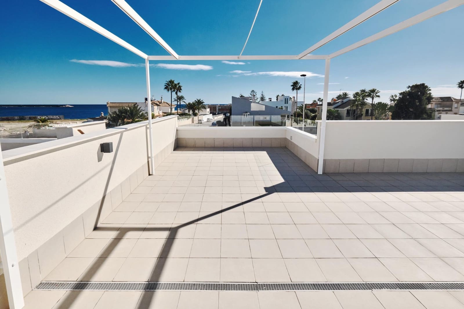 2 sypialnia Apartament na sprzedaż w Torrevieja z basenem garażem - 410 000 € (Ref: 9401803)
