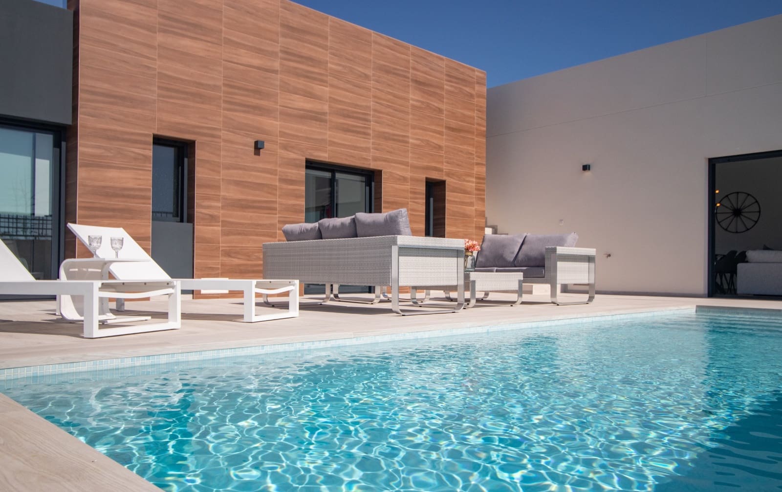 3 slaapkamer Villa te koop in Algorfa met zwembad garage - € 579.000 (Ref: 9409686)