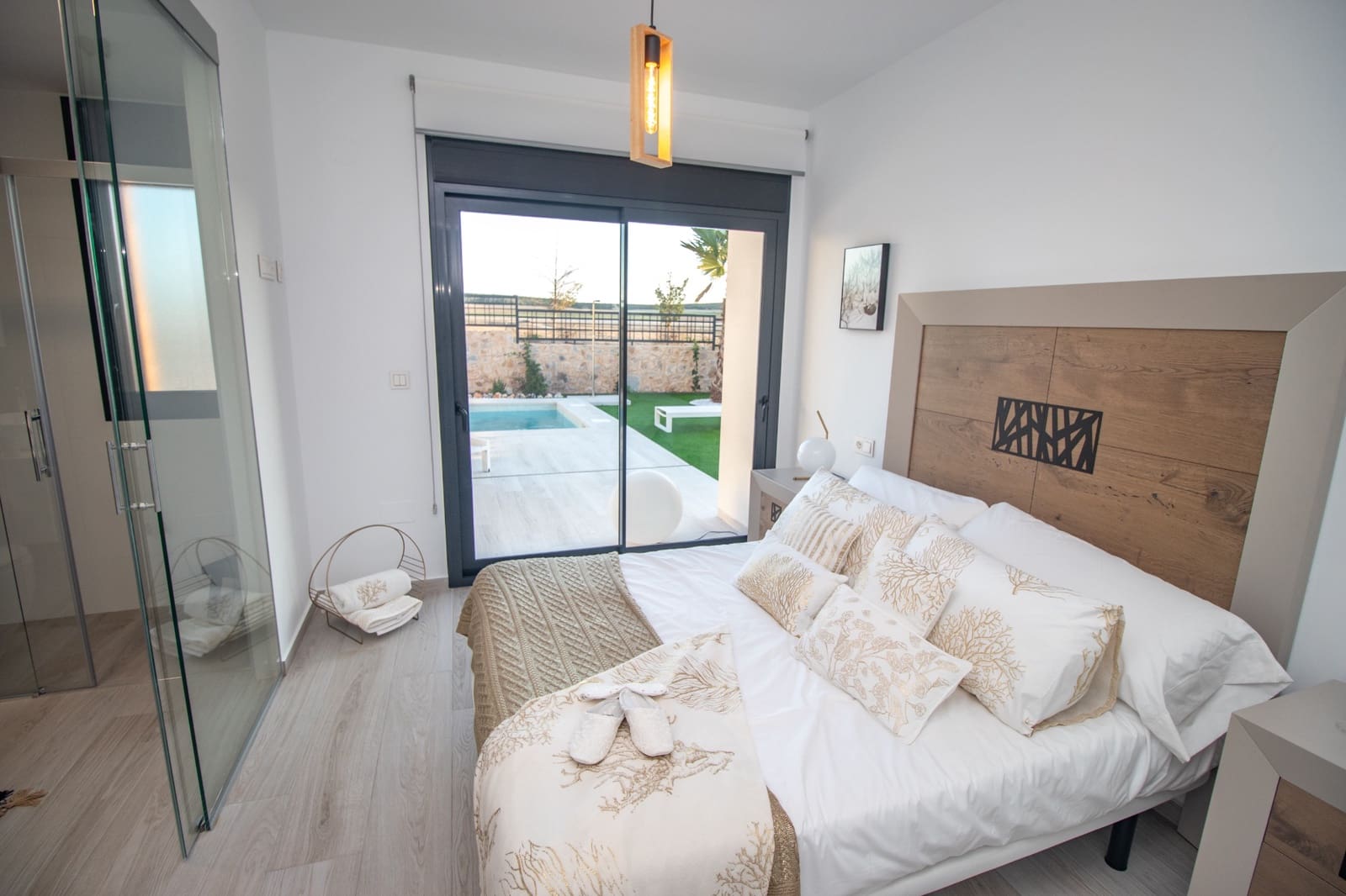 3 slaapkamer Villa te koop in Algorfa met zwembad garage - € 579.000 (Ref: 9409686)