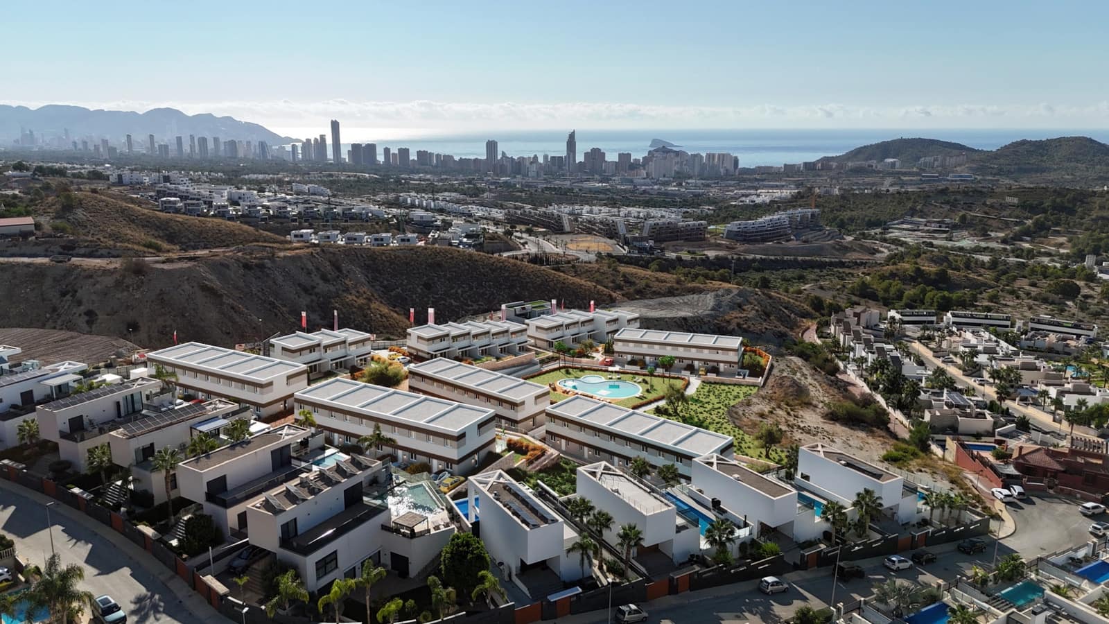 3 soveværelse Byhus til salg i Benidorm med swimmingpool garage - € 425.000 (Ref: 9417662)