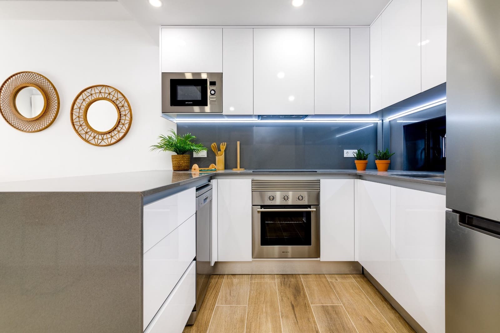 3 slaapkamer Appartement te koop in El Pinet met zwembad garage - € 330.000 (Ref: 9426258)