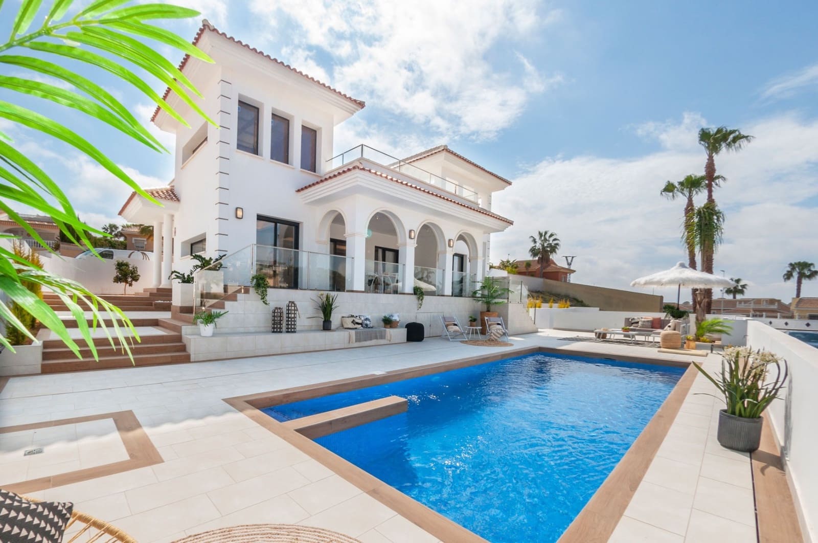 3 bedroom Villa for sale in Ciudad Quesada with pool garage - € 871,162 (Ref: 9816415)