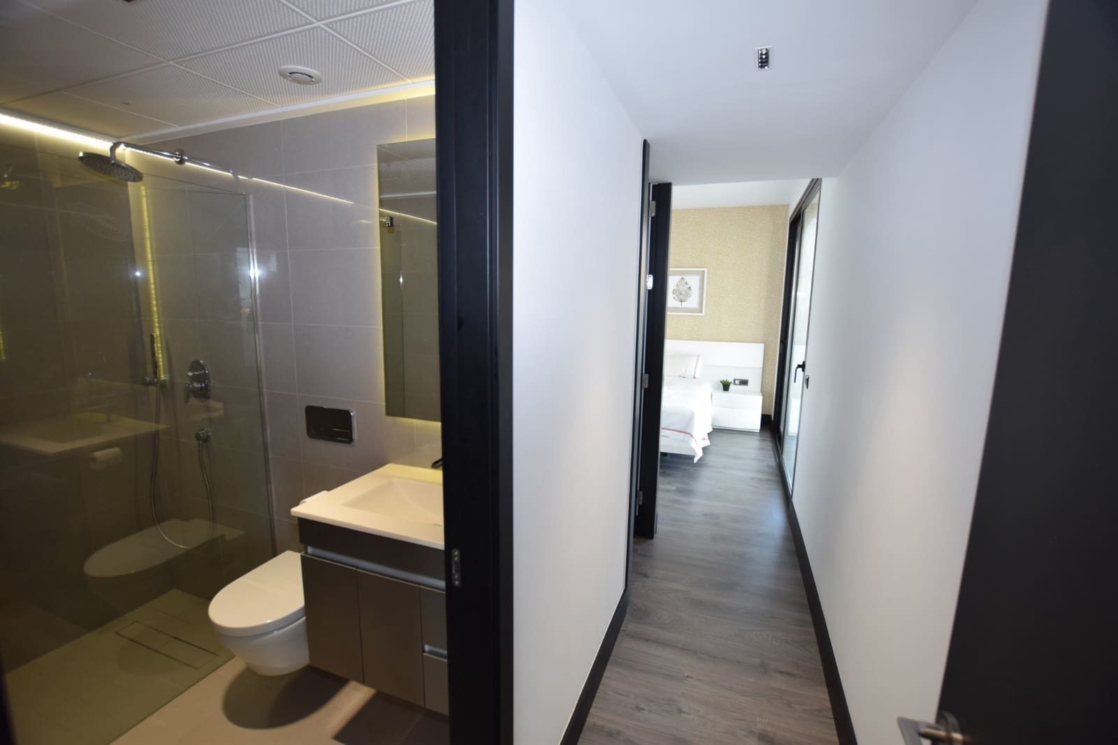 4 slaapkamer Villa te koop in Dona Pepa met zwembad garage - € 1.149.000 (Ref: 9911859)