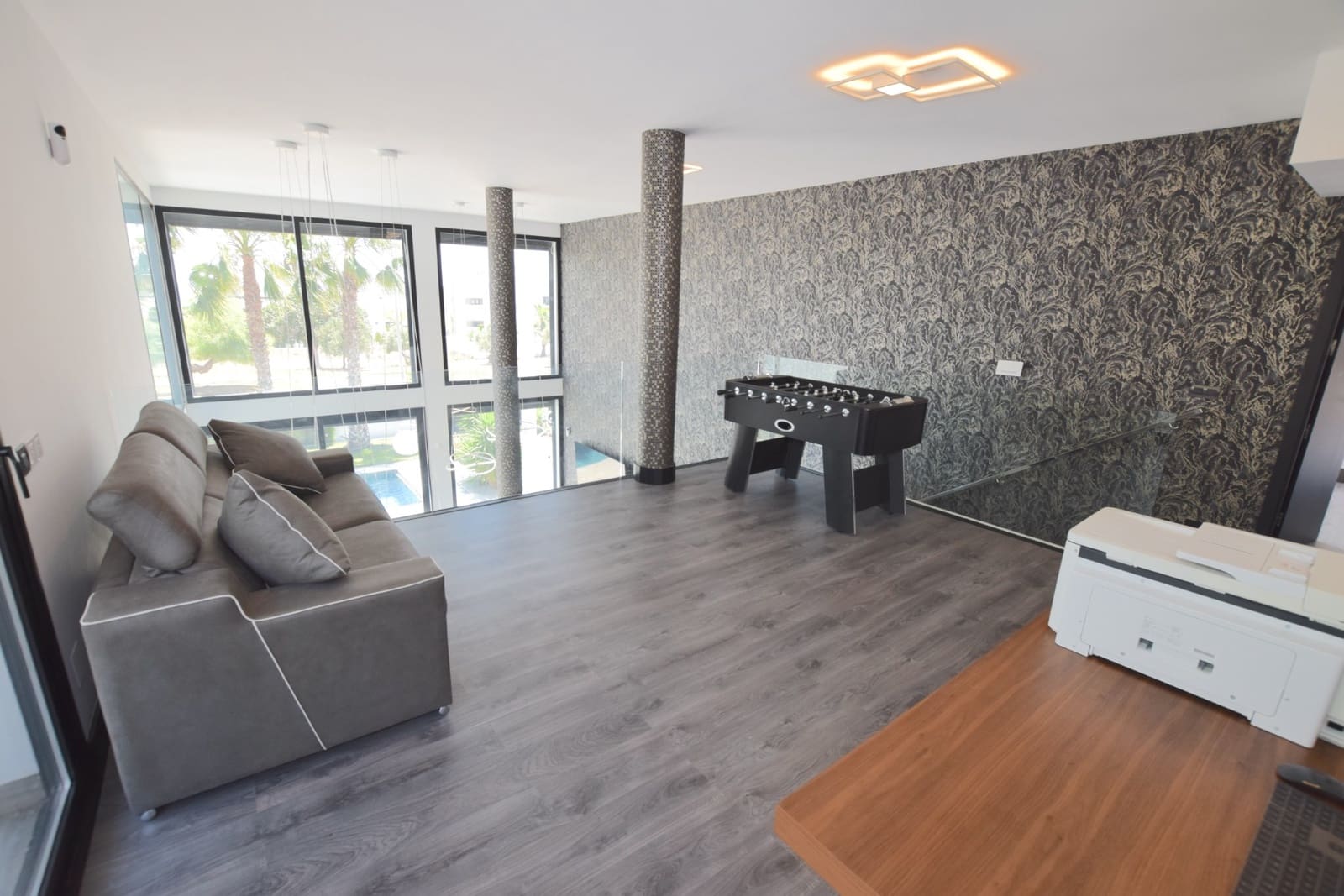 4 slaapkamer Villa te koop in Dona Pepa met zwembad garage - € 1.149.000 (Ref: 9911859)