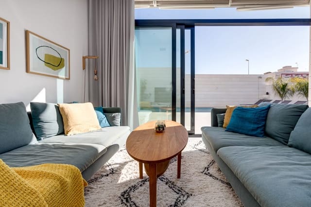 3 soveværelse Villa til salg i Pilar de la Horadada ciudad, Pilar de la Horadada med swimmingpool garage - € 475.000 (Ref: 9946351)