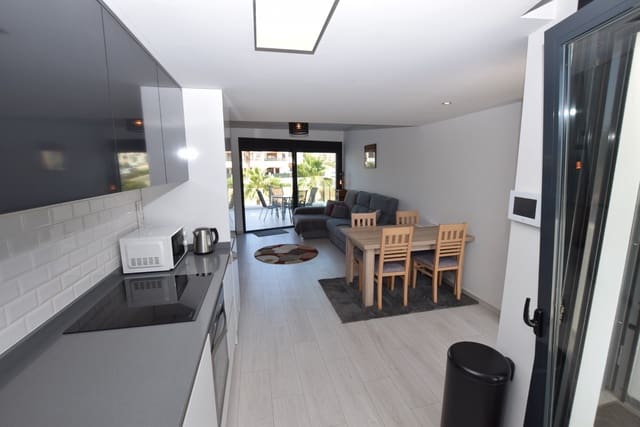 3 soveværelse Penthouse til salg i Villamartin, Orihuela med swimmingpool garage - € 379.000 (Ref: 9948592)