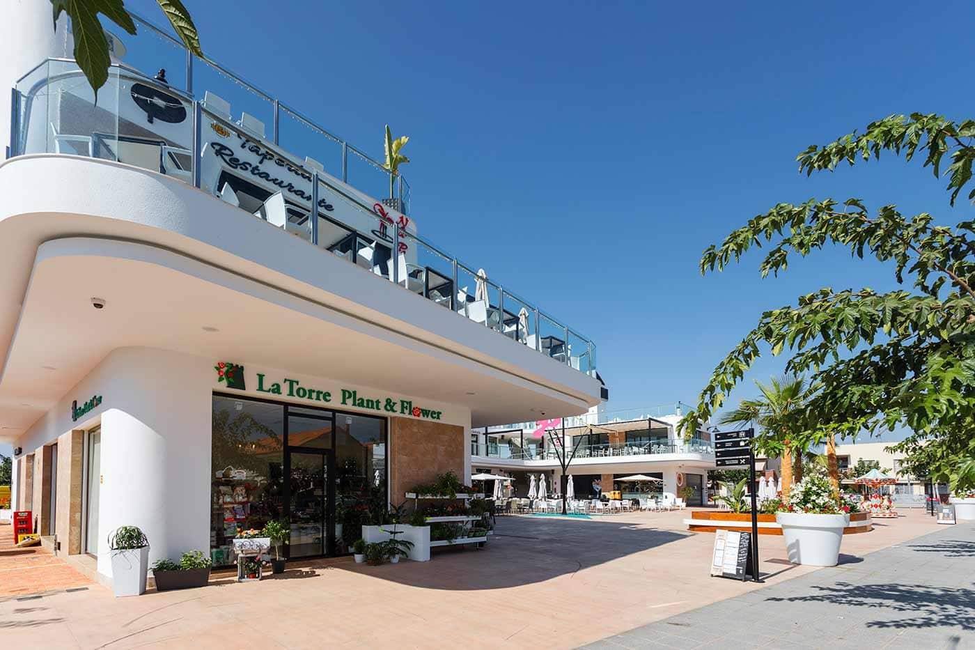 3 makuuhuone Huoneisto myytävänä paikassa Torre de la Horadada mukana uima-altaan 
autotalli - 345 000 € (Ref: 9977787)