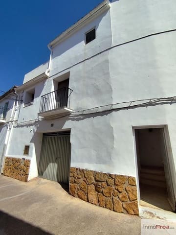 4 bedroom Villa for sale in Gatova - € 150,000 (Ref: 10007132)