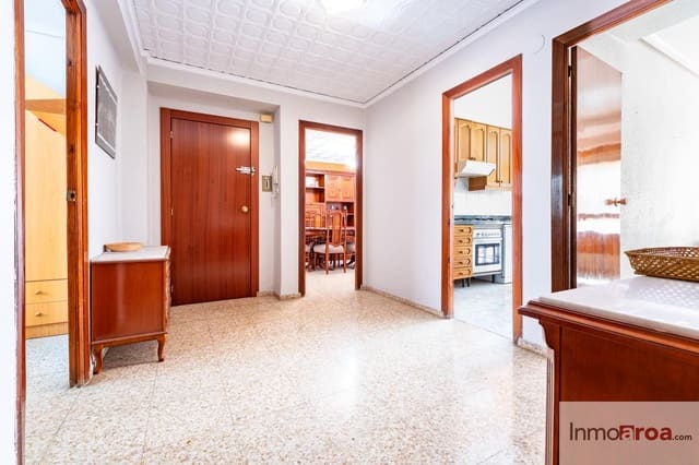 4 chambre Appartement à vendre à Centro, Castelló de la Plana avec garage - 165 000 € (Ref: 10012302)