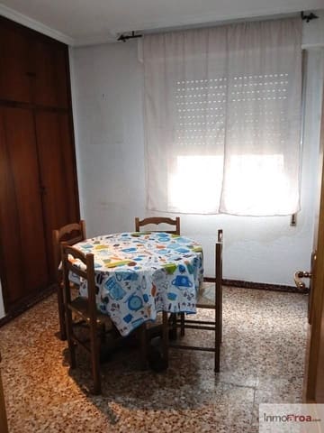 4 bedroom Flat for sale in Centro, Castelló de la Plana with garage - € 189,000 (Ref: 10014301)