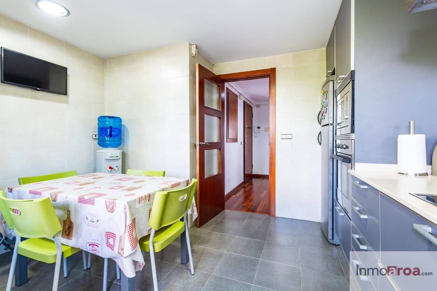 3 slaapkamer Flat te koop in Castello de la Plana met zwembad garage - € 303.000 (Ref: 10048472)
