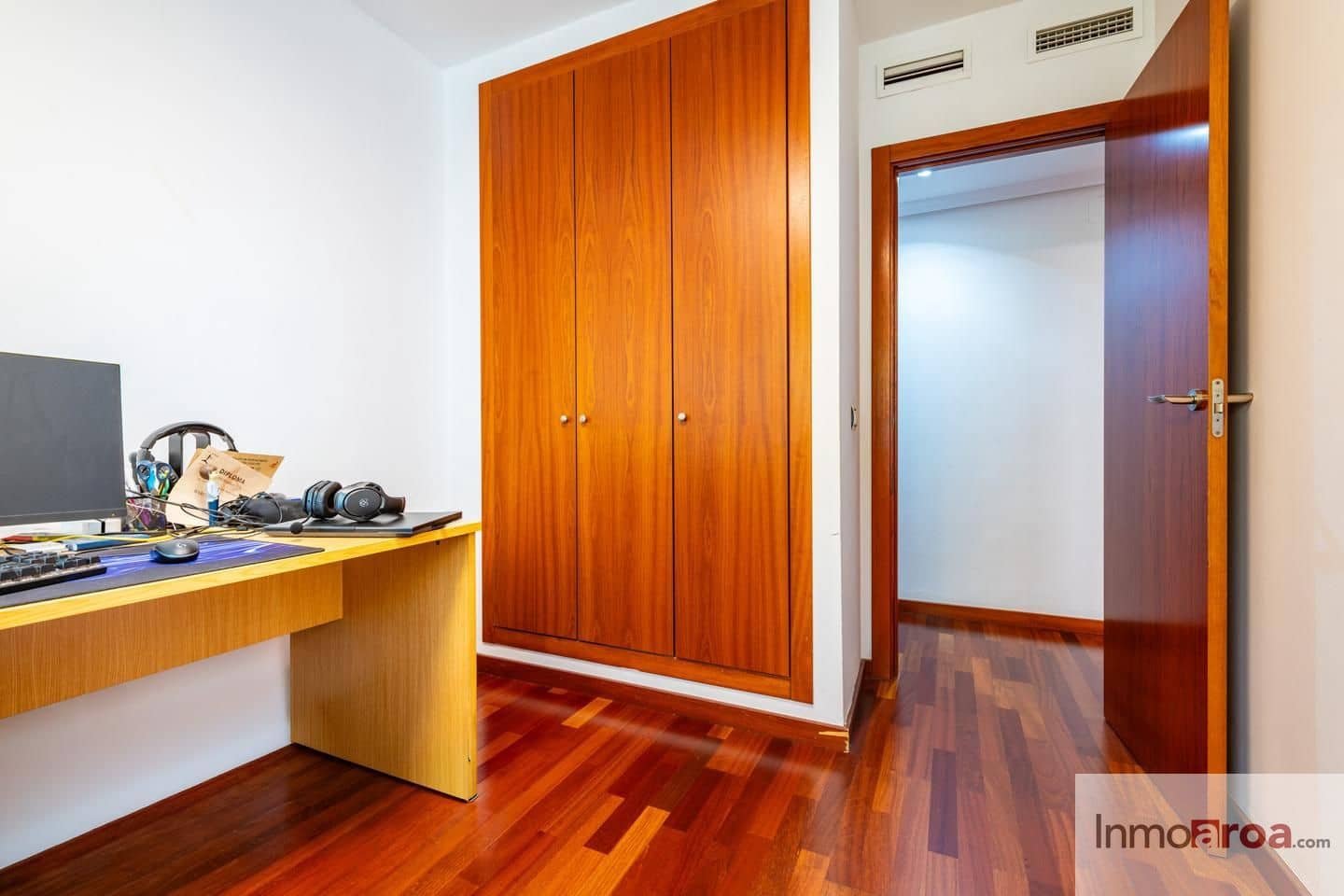 3 slaapkamer Flat te koop in Castello de la Plana met zwembad garage - € 303.000 (Ref: 10048472)