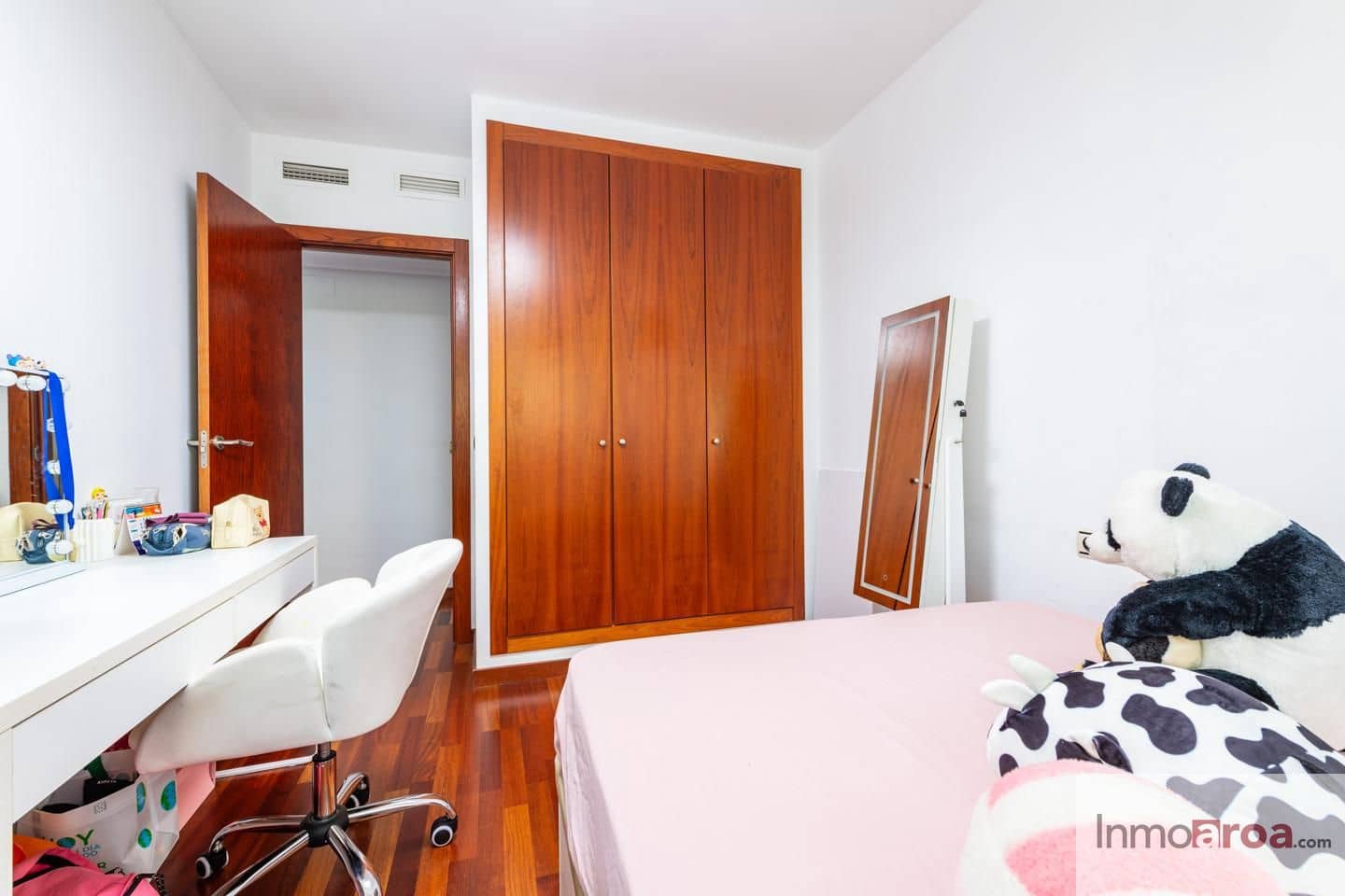 3 slaapkamer Flat te koop in Castello de la Plana met zwembad garage - € 303.000 (Ref: 10048472)