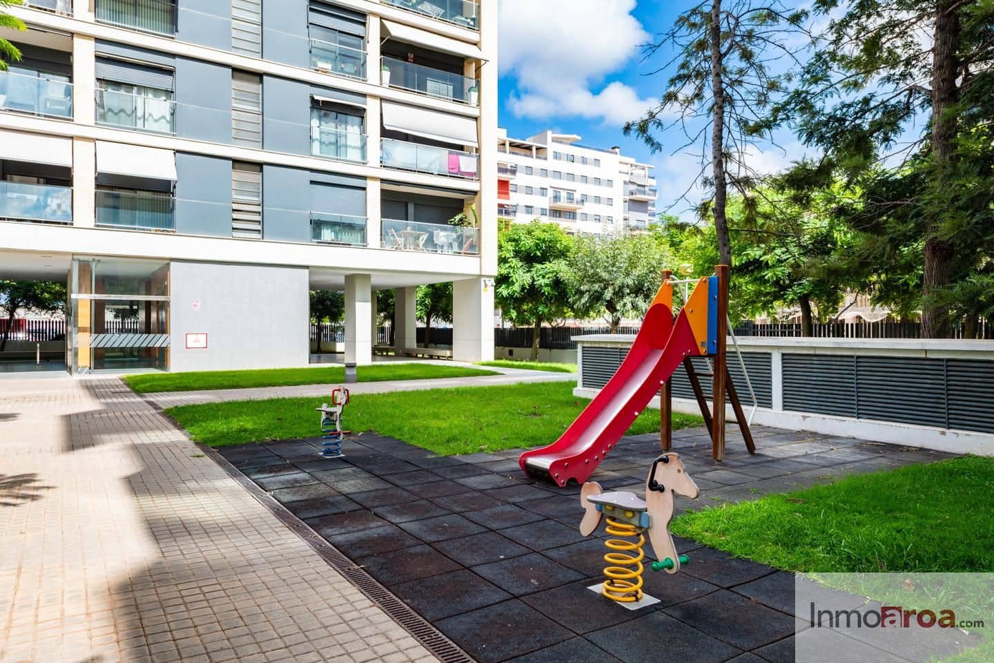 3 slaapkamer Flat te koop in Castello de la Plana met zwembad garage - € 303.000 (Ref: 10048472)